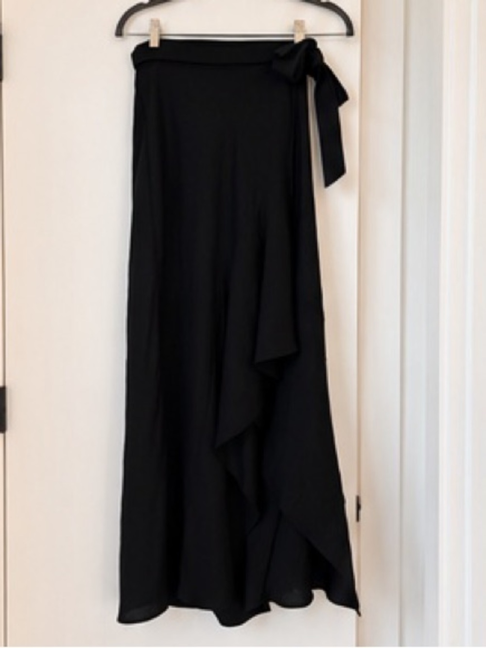 White House Black Market Black Linen Blend Wrap Maxi Skirt Size 2 NWT